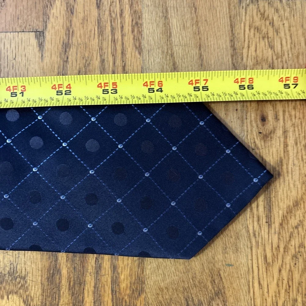Nyne Silk Necktie Mens OS Navy Blue Geometric Diamond Polka Dot Hand Made Tie